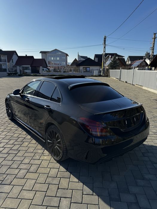 Mercedes-Benz C300h 5/6 butoane - Airmatic