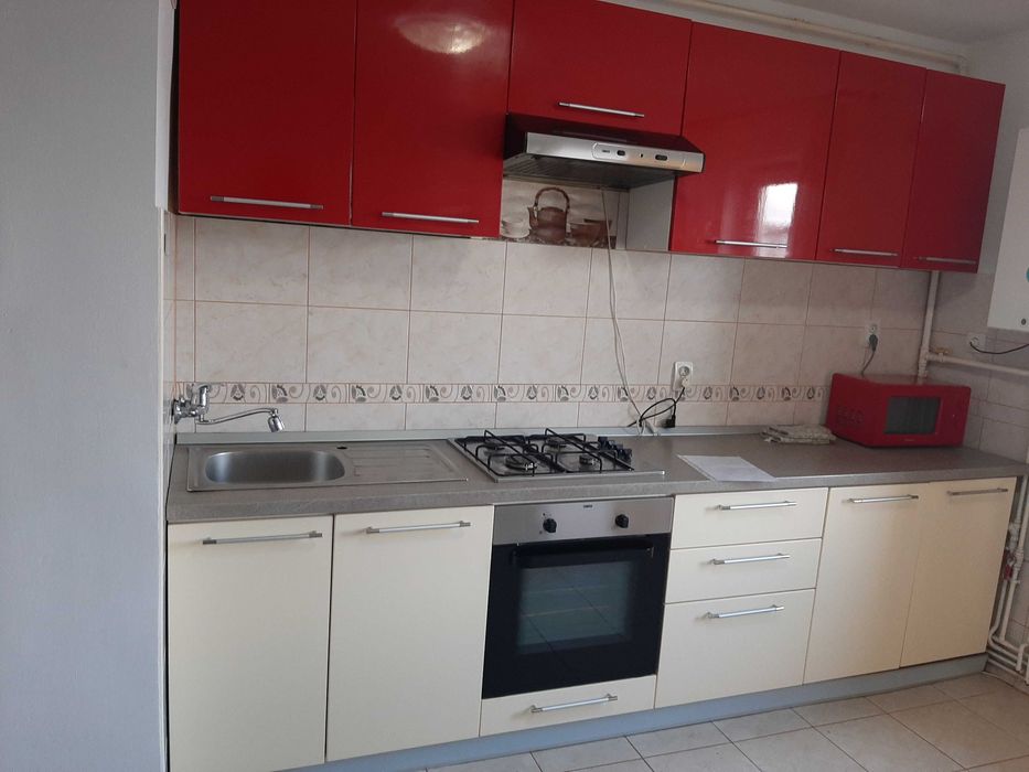 Inchiriez apartament 2 camere