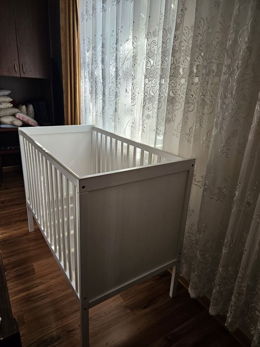 Кроватка детская