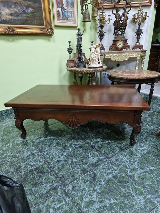 Уникална антикварна холандска холна маса масив с дърворезба