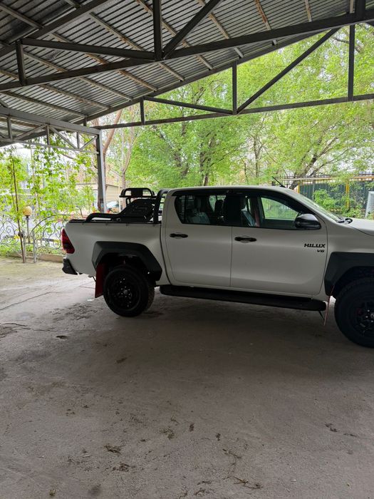 Продам багажник на хайлюкс