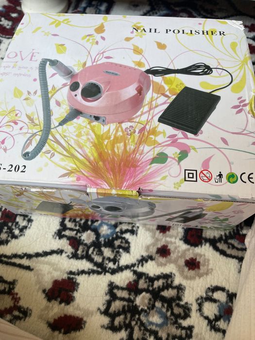 Продаю аппарат для маникюра новый