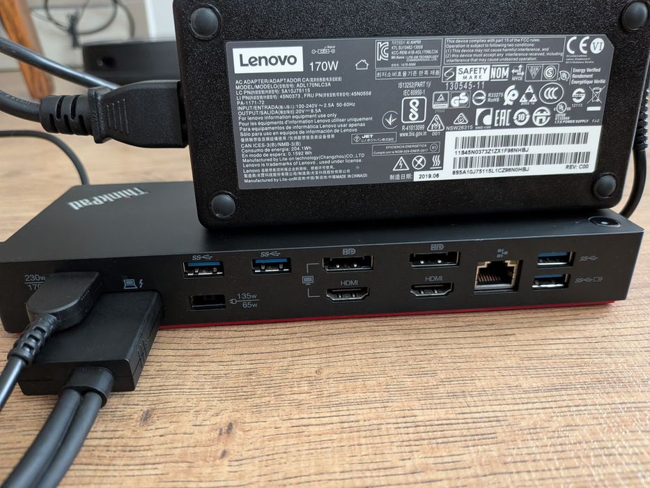 Docking Station Lenovo ThinkPad Thunderbolt 3 Dock Gen 2 + Alimentator 170W