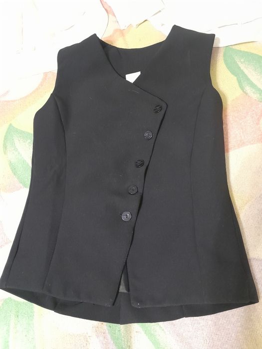 Продам  школьные вещи для девочки
