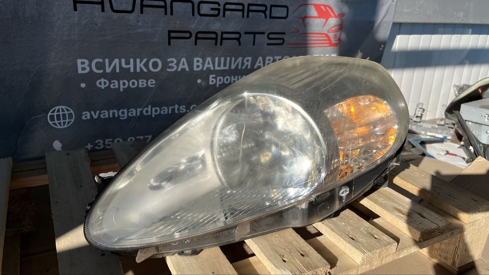 Десен фар и ляв фар Fiat Grande Punto 2005-2012