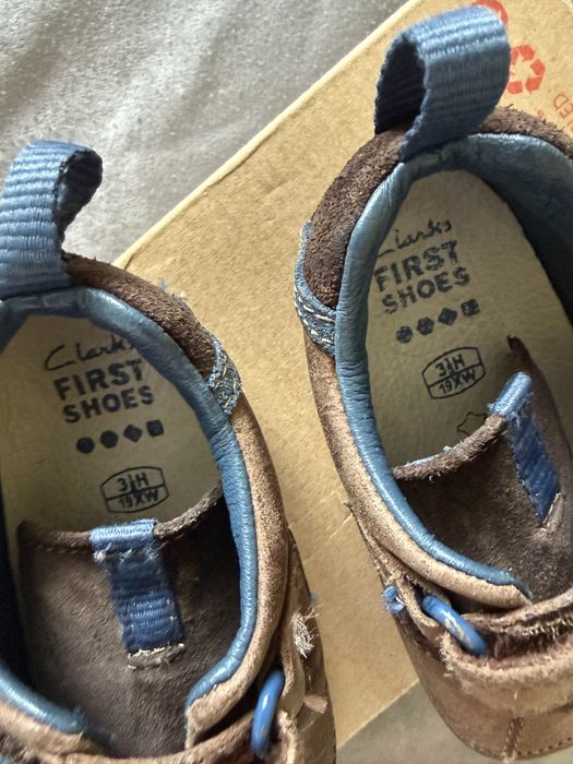 Бебе обувки Clarks