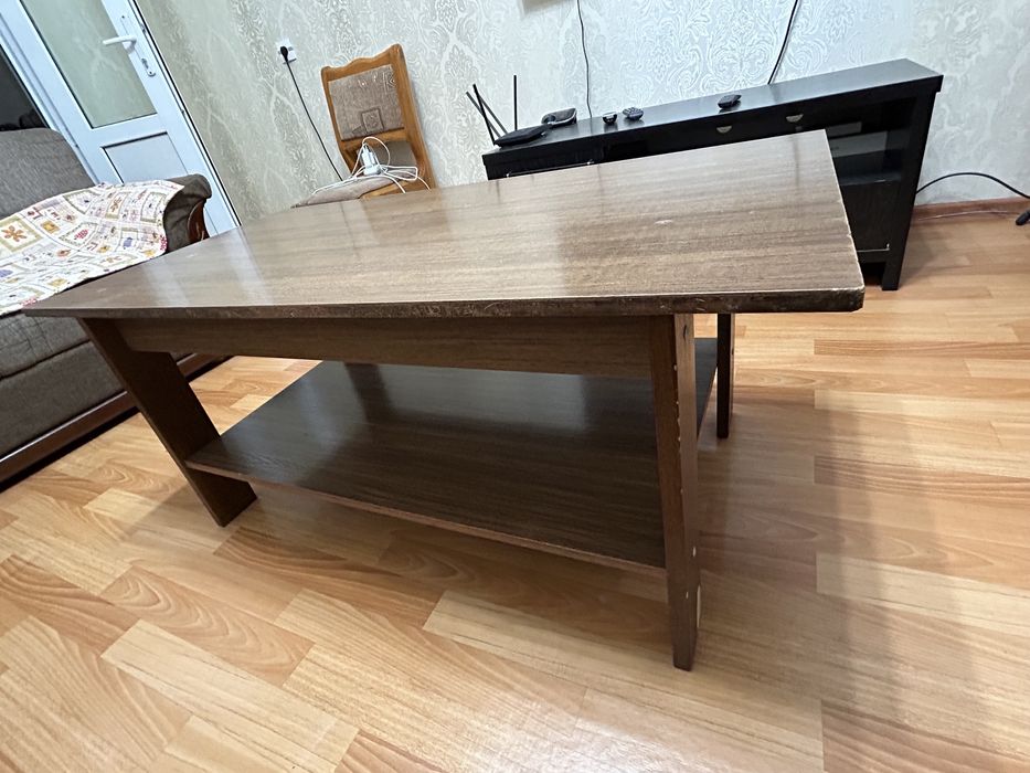 Стол для зала