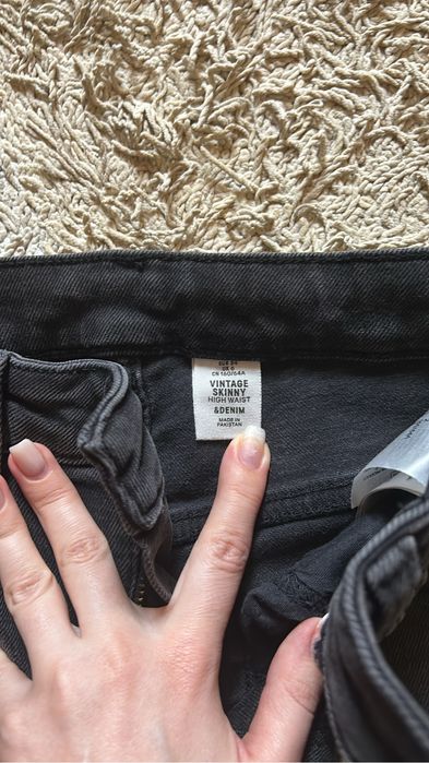 Джинсы H&M (EUR 34)