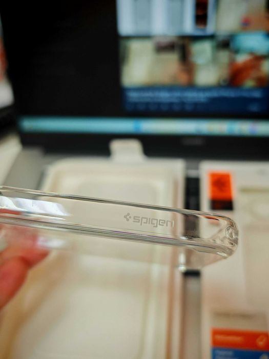 Твърд калъф Spigen Ultra Hybrid за iPhone 17 Pro 17 Pro Max / Кристално прозрачен / ACS10278 / ACS10342 /