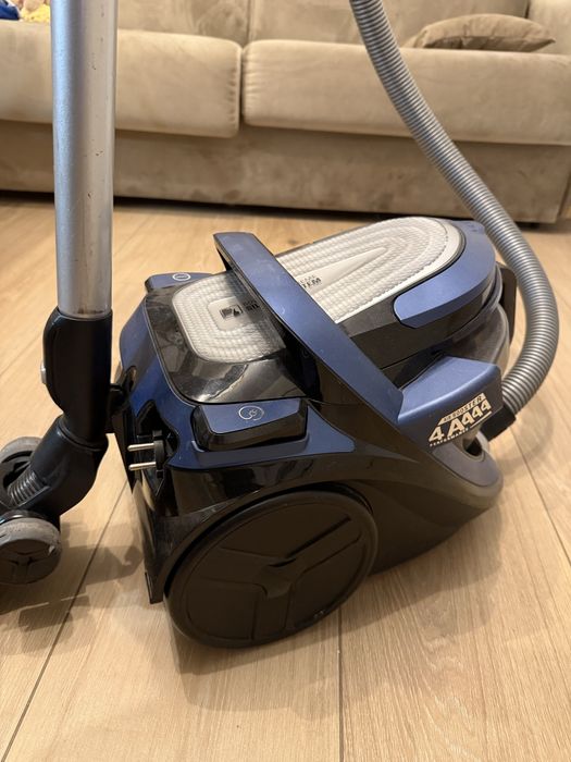 Aspirator fara sac Rowenta Silence Force Cyclonic