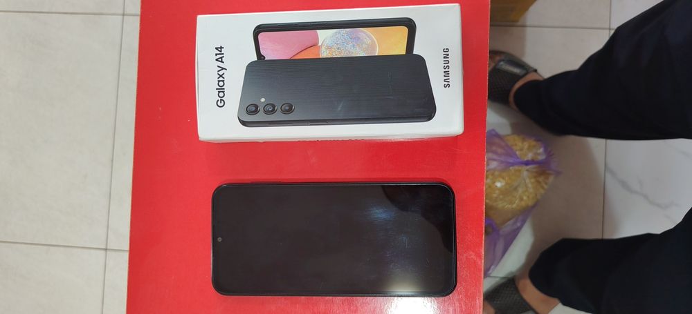 Samsung A 14 xolati tiniq srocniga sotaman xotirasi 128