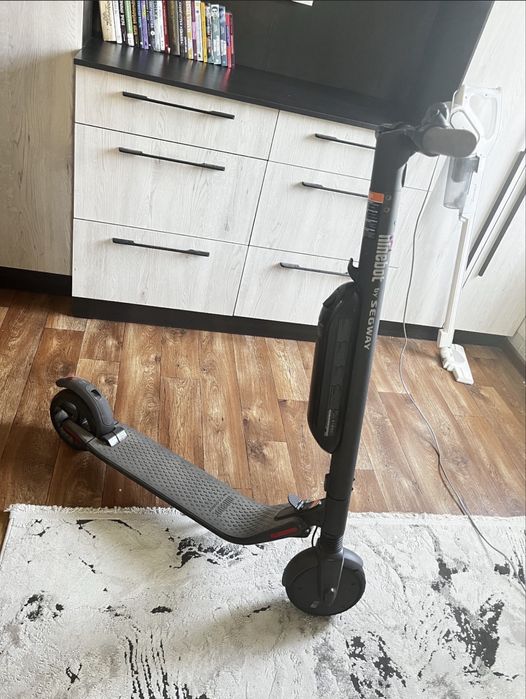 Самокат ninebot es4