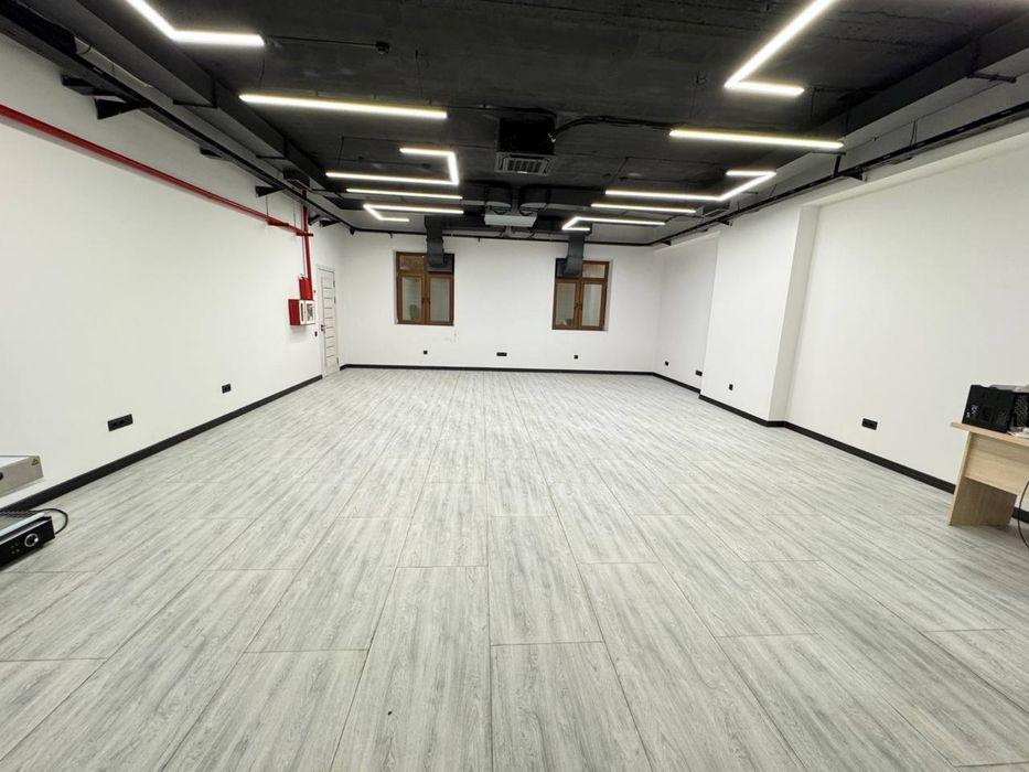 Яккасарай | Parisien - Сдается в аренду помещение вдоль дороги 320м2