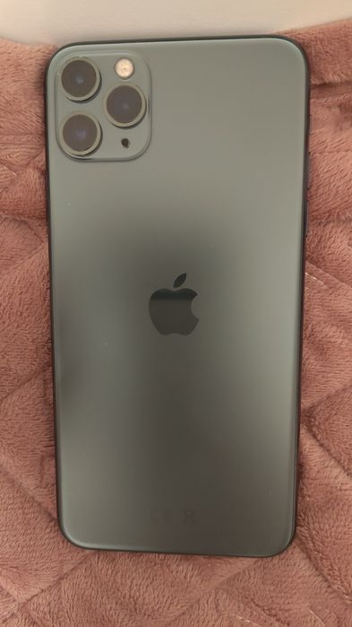 Продам айфон в хорошем состоянии