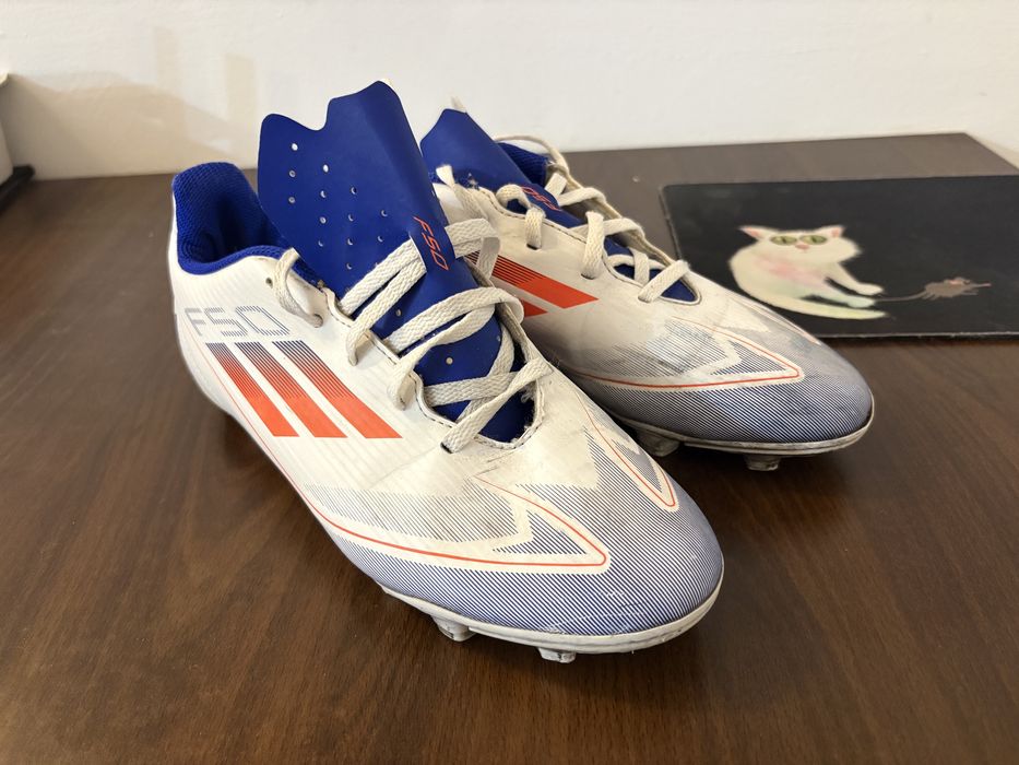 Adidas F50 ghete fotbal nr 38