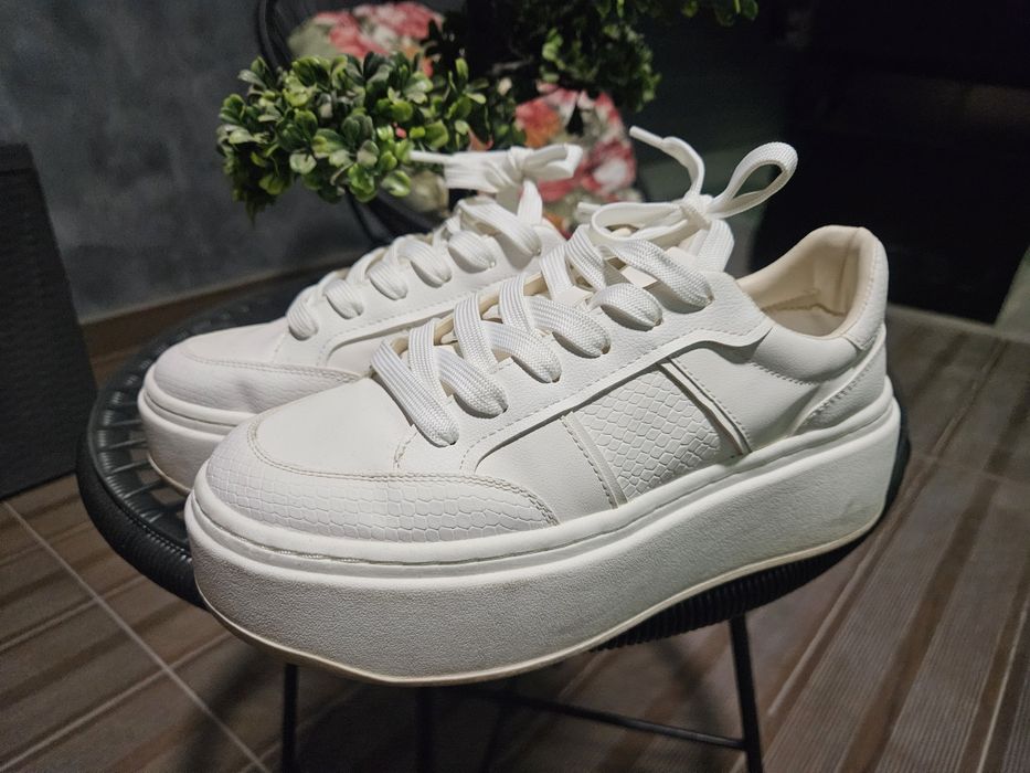 Маратонки Адидас