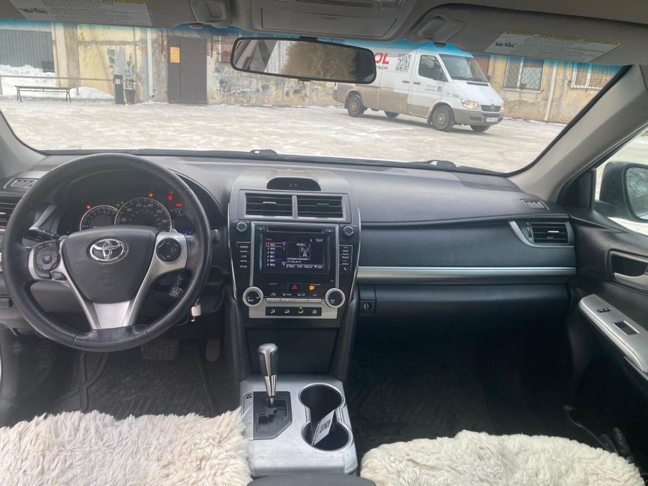 Toyota Camry Se (Xv 50)