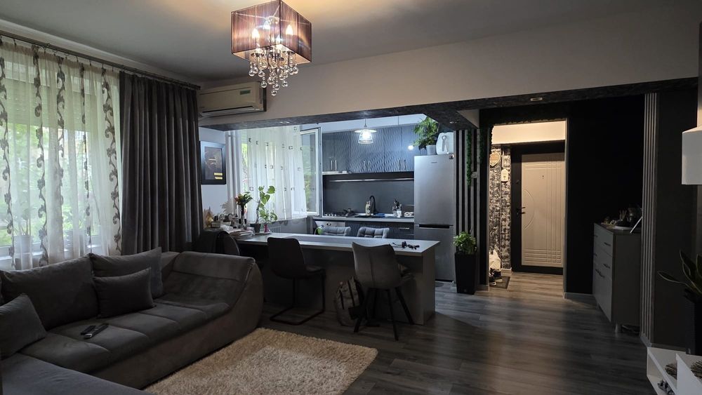 Vand apartament 2 camere