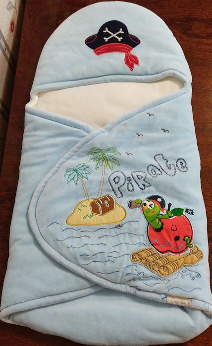 Продам конверт на выписку