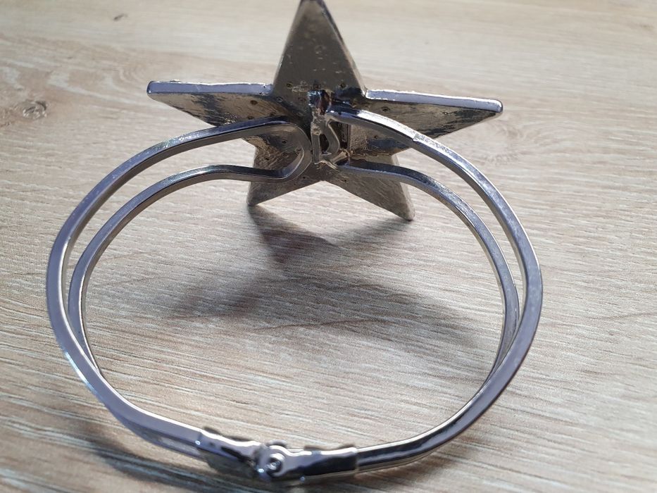 Ефектна гривна Звезда с цирконий