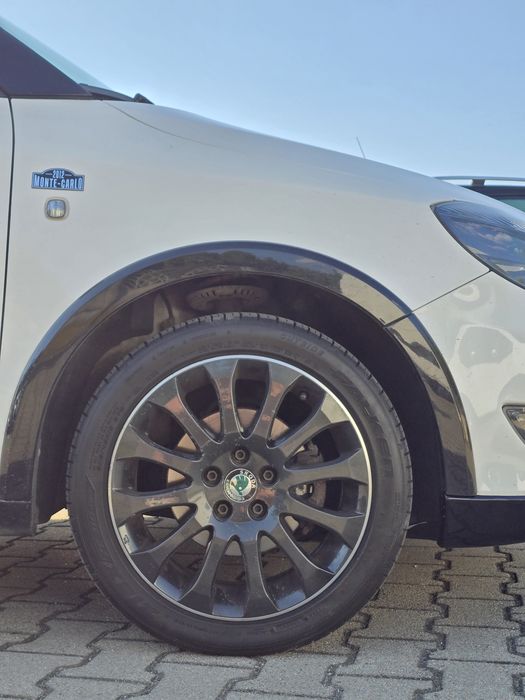 Skoda Fabia Monte Carlo 1.2 TSI – 2012 – Sportivă, economică și bine întreținută