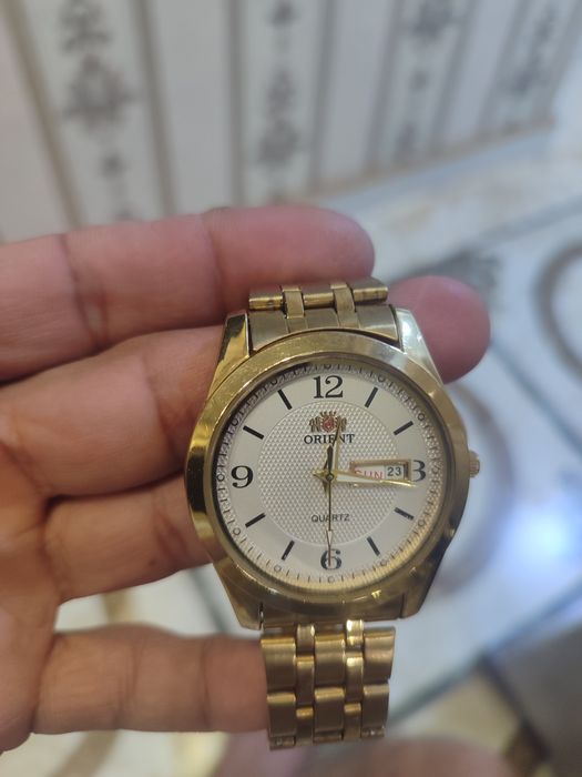 Соат , qoʻl soatlar . Холати идеал.