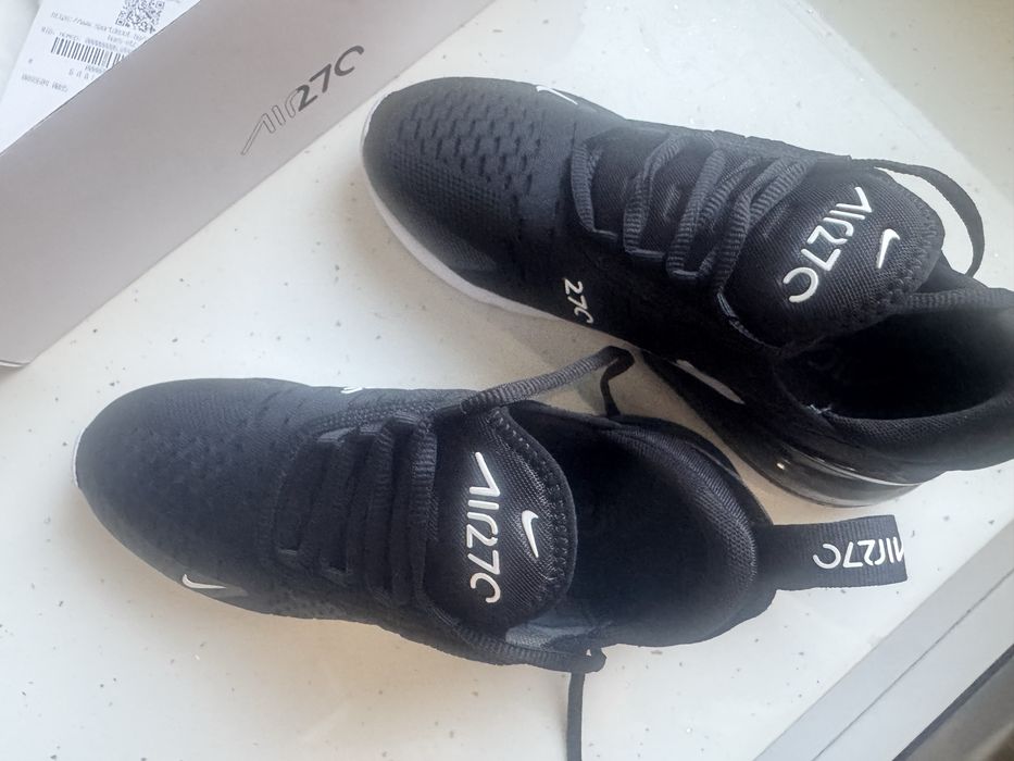 Маратонки Nike W Airmax 270
