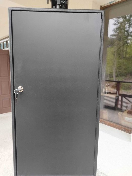 Vand Cabina foto/ photobooth echipata complet