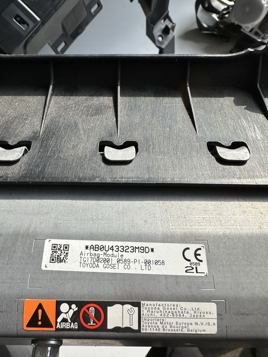 Табло AIRBAG Toyota Corolla Cross 20-24г