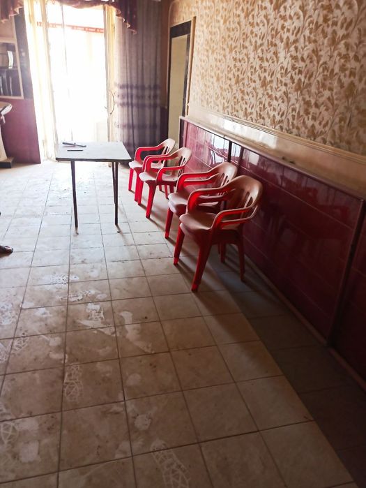 Распродажа мебели из кафе