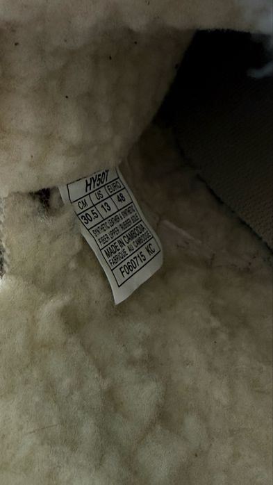 Vand Asics imblaniti noi 48