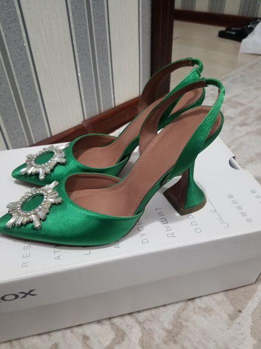 Туфли шелковые босоножки