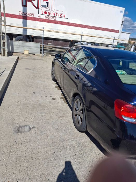 Vând sau schimb Lexus GS300