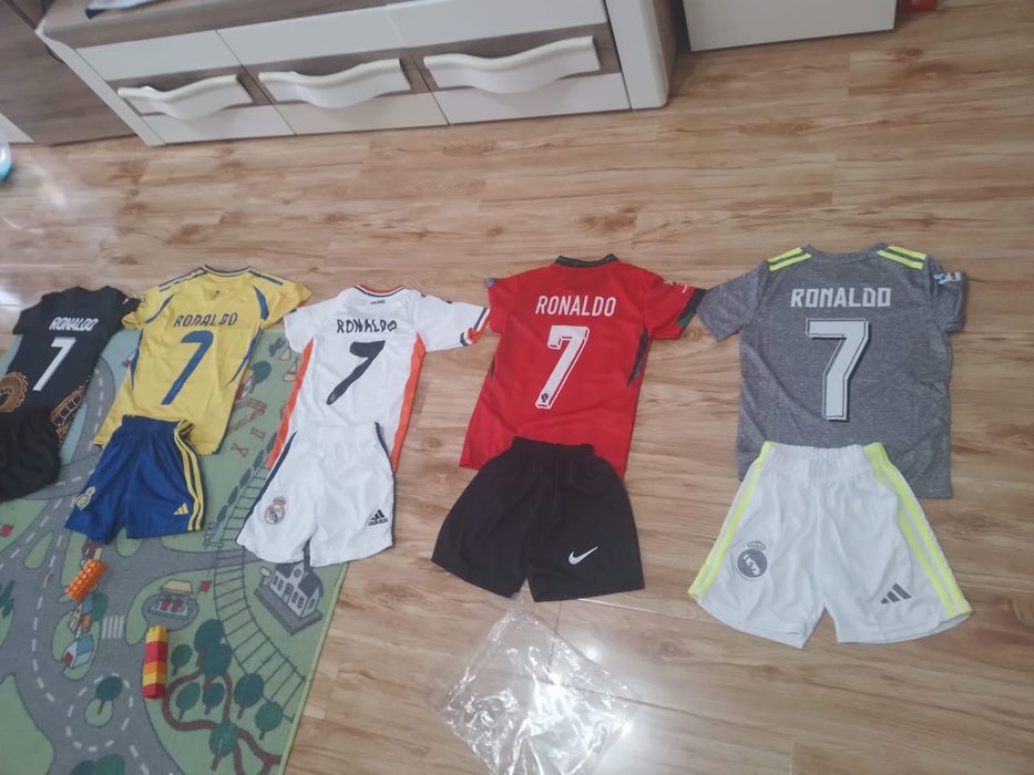 Echipamente fotbal copii diverse echipe!