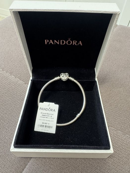 PANDORA браслет новый