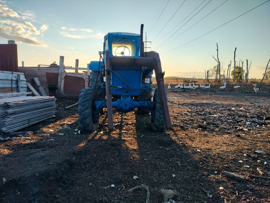 Продам трактор Т 40
