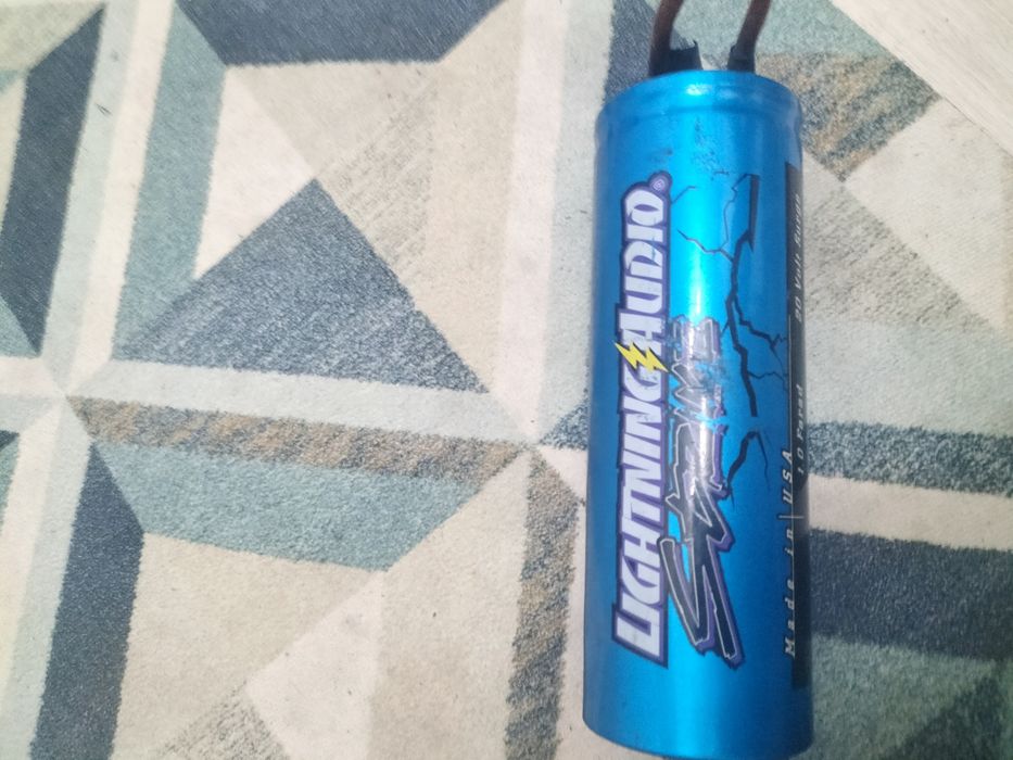 Конденсатор для сабуфера