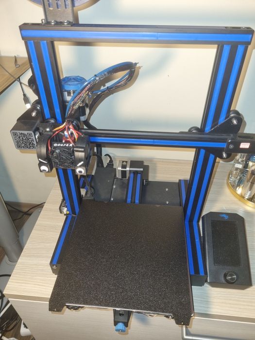 Imprimanta 3D creality ender 3 v2