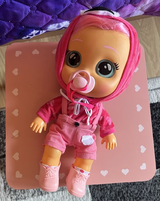 Cry babies Flamingo