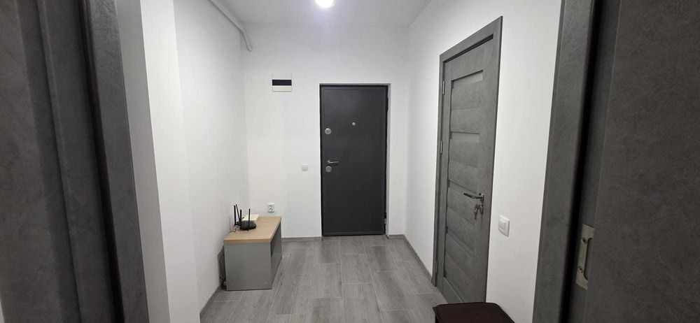 Închiriez garsonieră