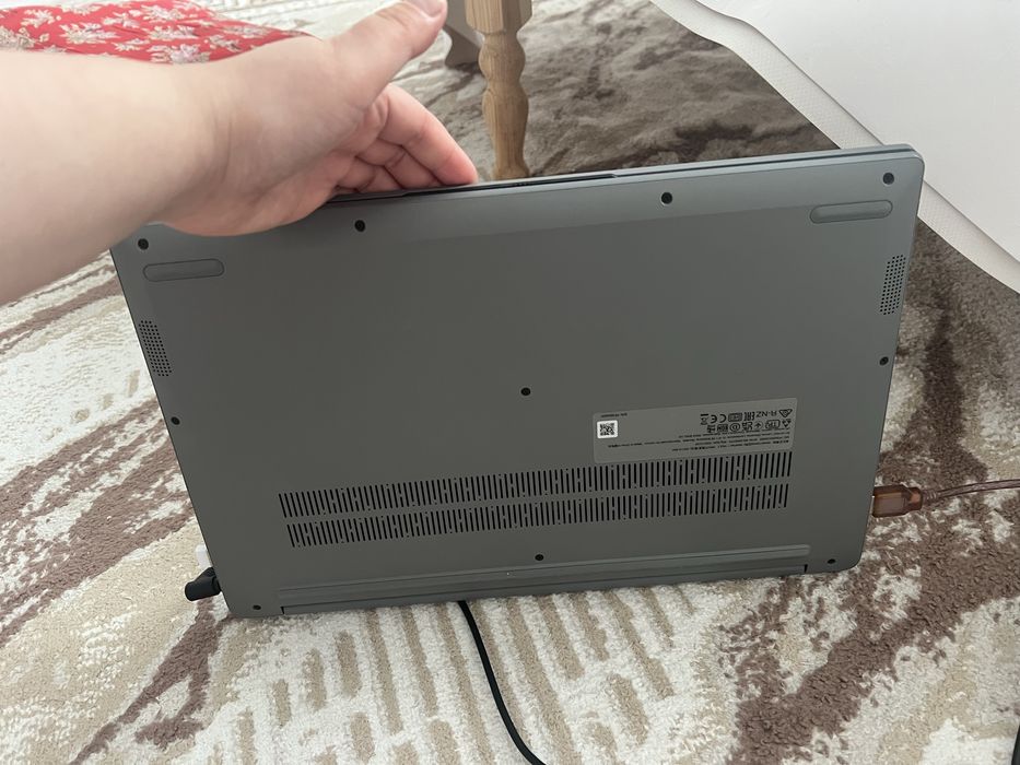 Продаю ноутбук Lenovo
