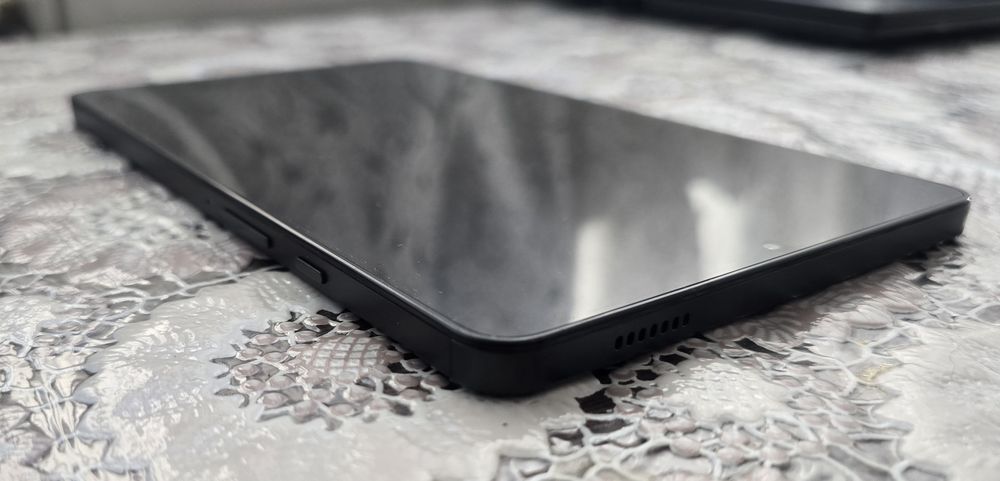 Tableta Samsung Galaxy Tab A9, 64GB, 8.7", cu Slot SIM / 4G, Nouă