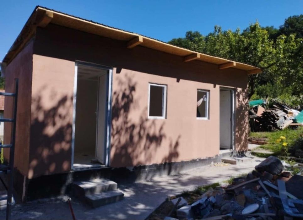 Firma de construcții executa lucrări