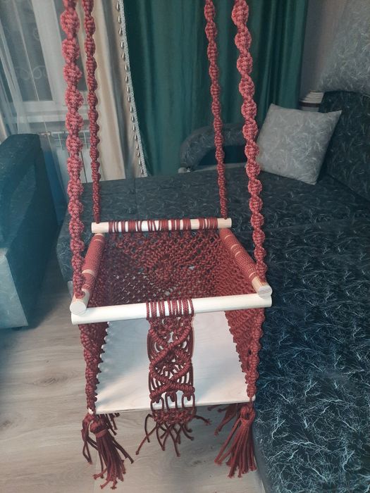 Детская качеля. Ручная работа
