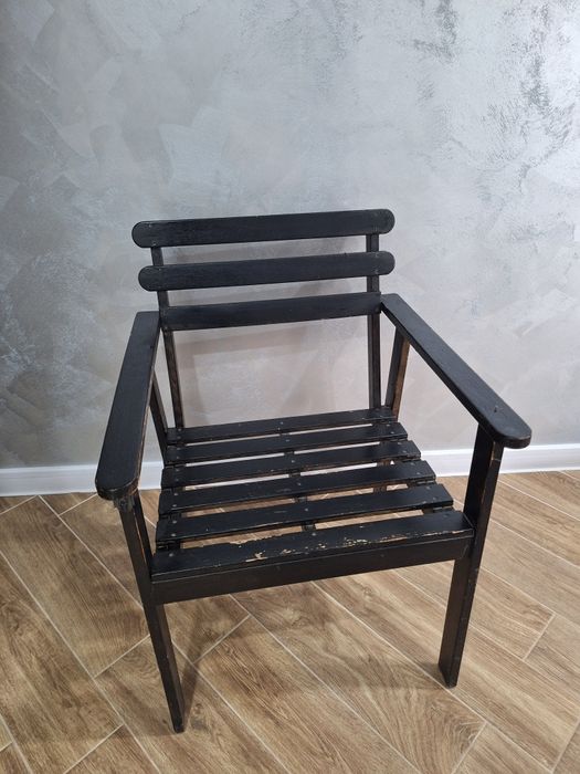 Маса с два стола