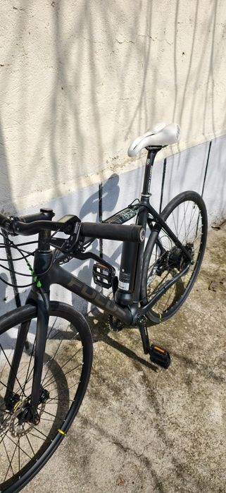 Електрически Карбонов Велосипед Focus 36V 250W 7Ah252Wh Супер лек 12кг