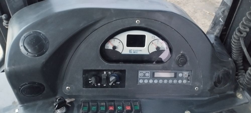 Ekskavator-yuklagich