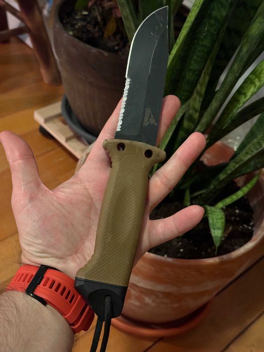 Cutit Gerber LMF II - cutitul trupelor speciale americane