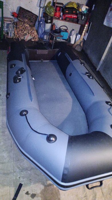 Лодка ПВХ с лодочным мотором