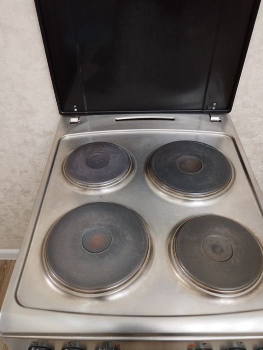 Электрическая плита